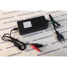 Şarj Adaptörü 12 Volt 7 Amper Maşalı Motosiklet Aküleri Uyumlu Şarj Adaptörü 12 Volt 7 Amper Maşalı Motosiklet Aküleri Uyumlu
